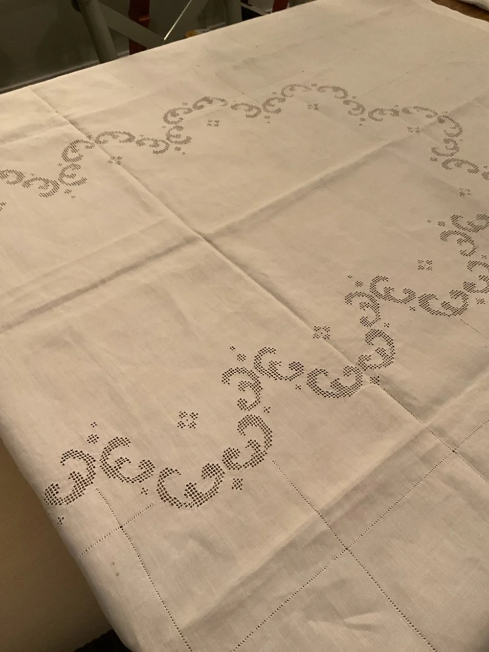 Classic Cream tablecloth - rectangle